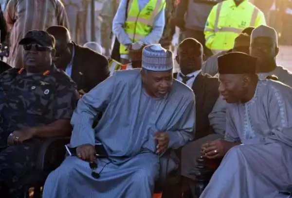 Goodluck Jonathan Visits Dasuki’s Family On The Death Of Their Father